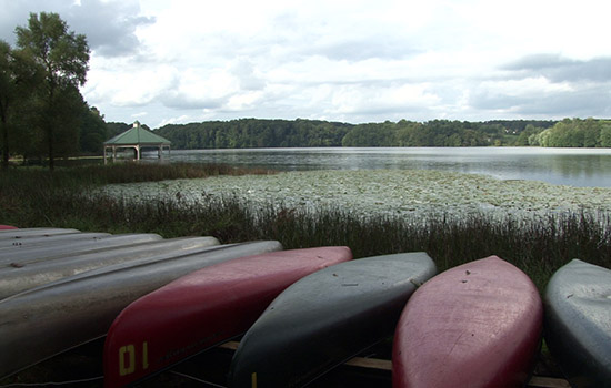 Boating at Piney Run Park